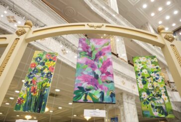 Картины детей с инвалидностью украшают Зал торжественных церемоний Дворца Независимости