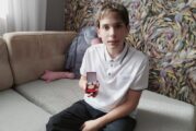 Золотой Глеб. Колясочник из Вилейки закончил школу с золотой медалью