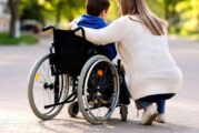 Как родителям детей-инвалидов вернуться в профессию после долгого перерыва?