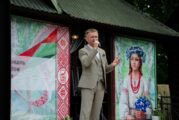 «Моя песня еще не спета». Николай Камыш – о сцене, жизни без границ и победе в Витебске